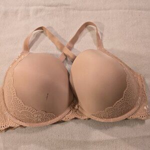TORRID Curve 40DDD 40F Bra Tan XO Push Up Plunge Bra Cup GUC 593033 PRETTY! B21